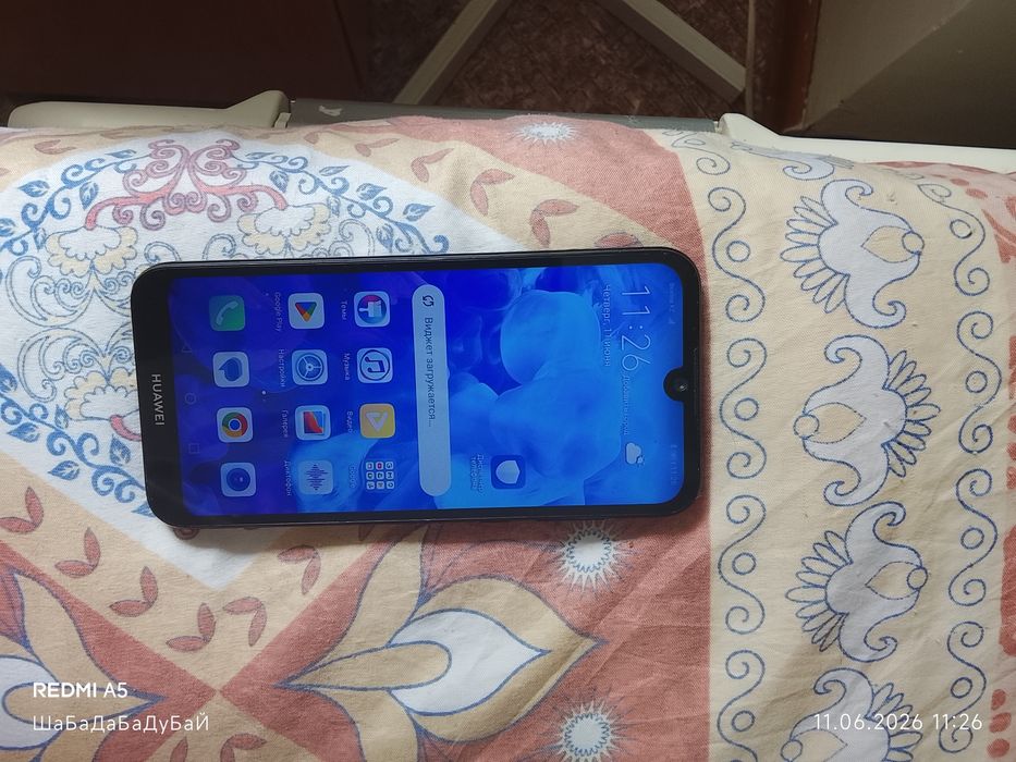 Продам телефон Хуавей ю5