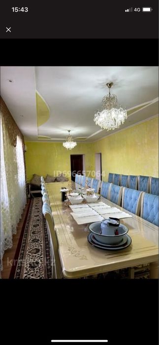 Продаю стол и стулья(24шт)