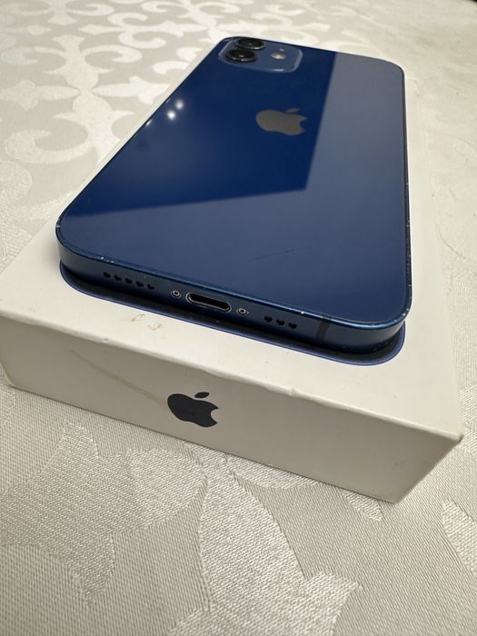 Синий Iphone 12, 64gb