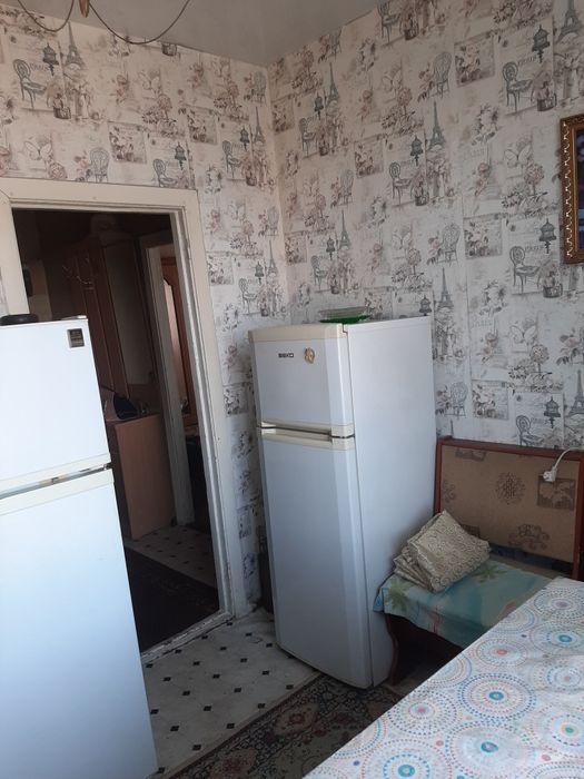 Продам 1,5 Пр. Назарбаева 48(сталинка)!