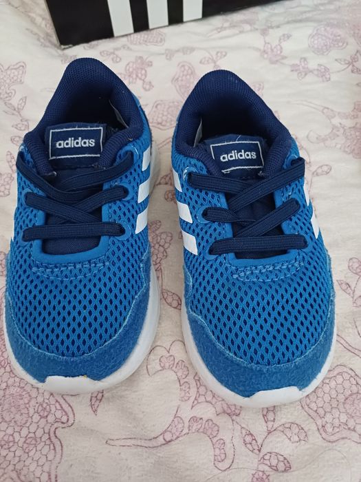 Маратонки Adidas