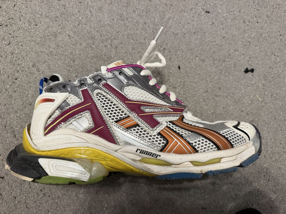 balenciaga runner