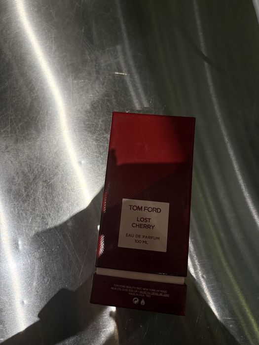 Продам парфюм Tom Ford Lost Cherry (оригинал)