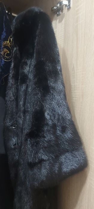 Продам норковую шубу