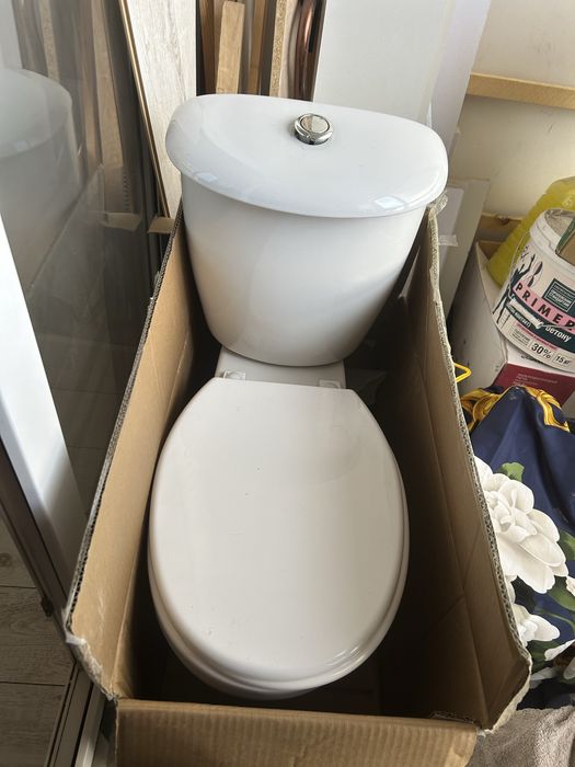 Б/у унитаз для ремонта