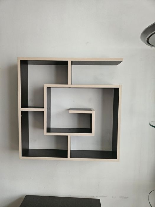 Продается стол и полка