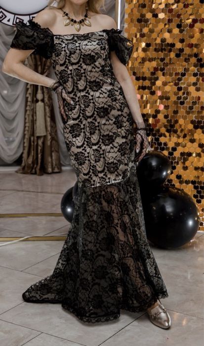 Прокат вечерних платьев, украшений