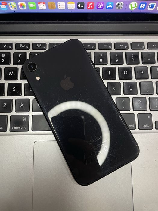 Телефон Iphone xr 128gb