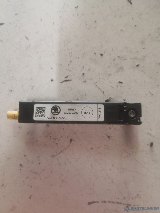 Amplificator Antena Skoda Rapid Ii (Nh3) [ 2012 - > ] Oem 5Ja035577