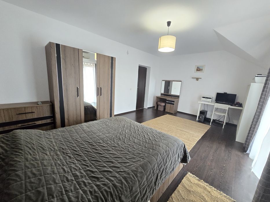 Vand casa in Bucium zona Plopii fara Sot / Accept unele variante.