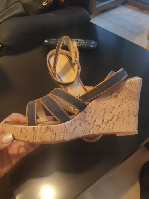 Обувки на платформа Sara Pen