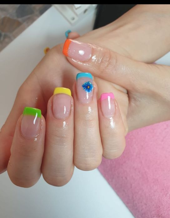 Aplic unghii gel, semipermanenta, french