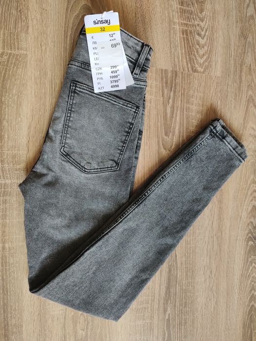Blugi Jeans Pantaloni Dama Fete Sinsay marime 32 noi
