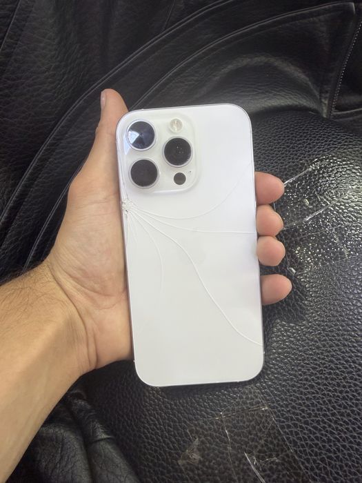 Iphone 16 pro 256gb 90%