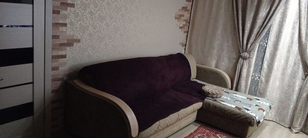 Диван в хорошем состоянии.