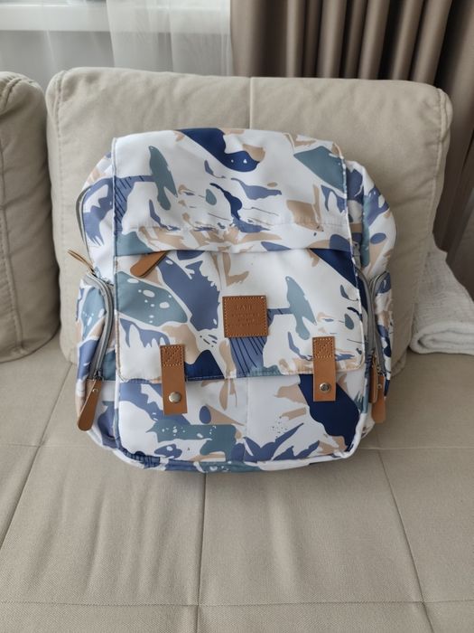 Раница за бебешка количка