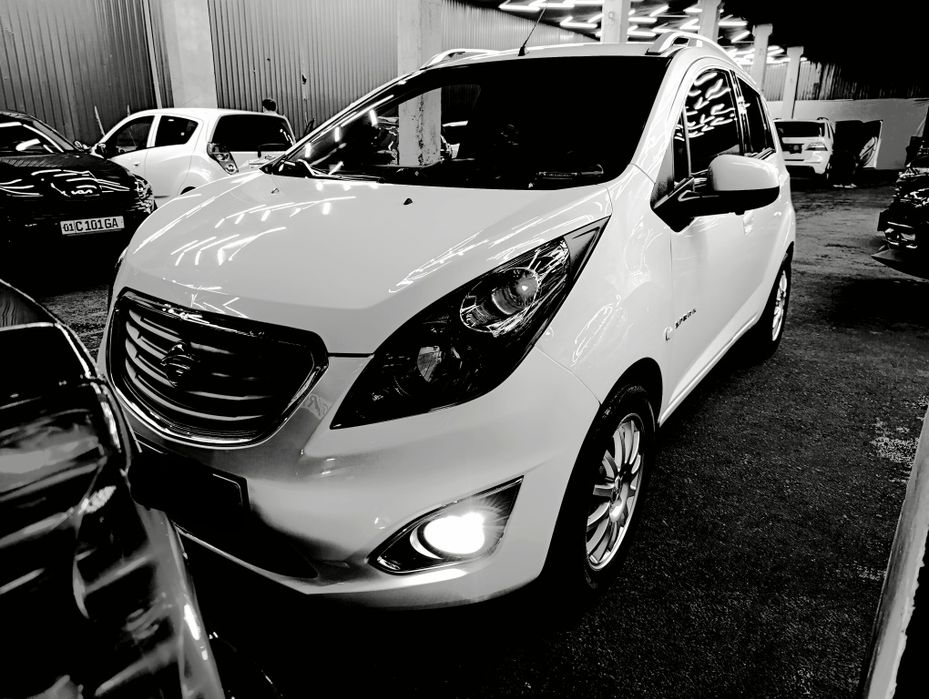 ARENDAAAA Spark 2016 yil kraska toza metan gaz 3 pok