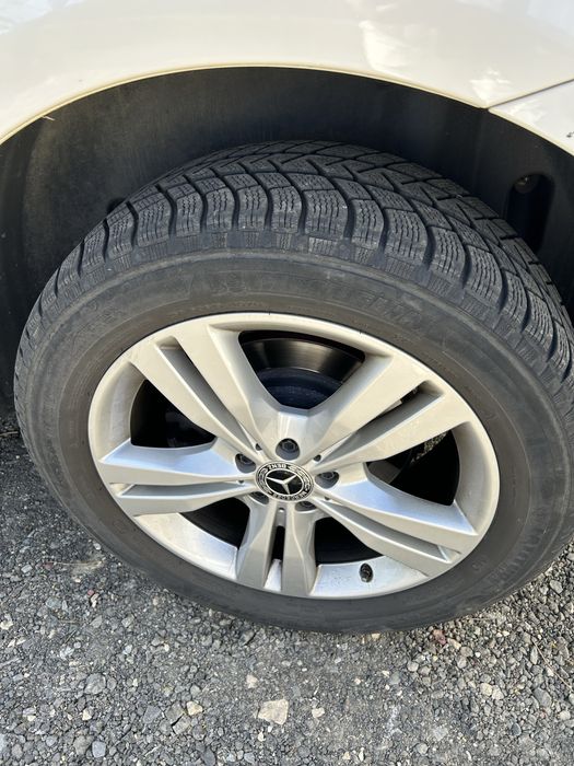 Set roti Mercedes GLE 2017 cu cauciuri iarna Michelin