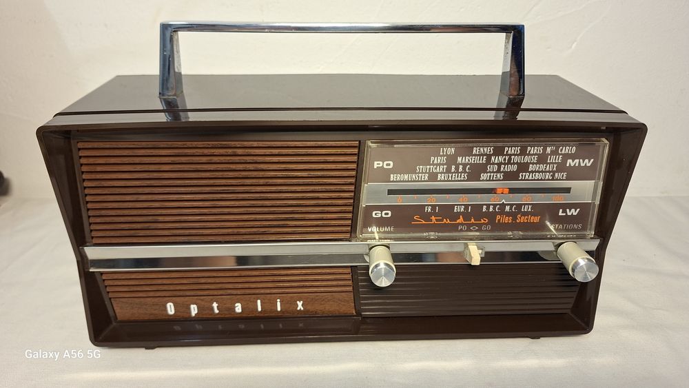 Aparat de radio vechi Optalix Studio