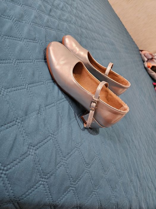 Туфли для танцев