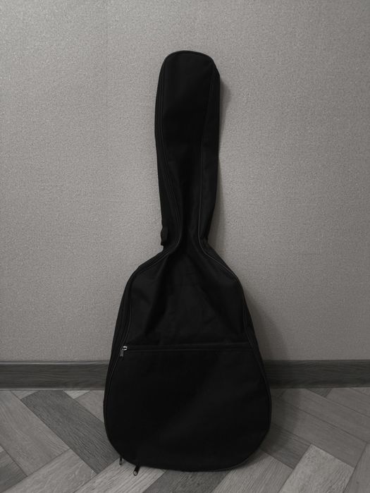 Акустическая гитара