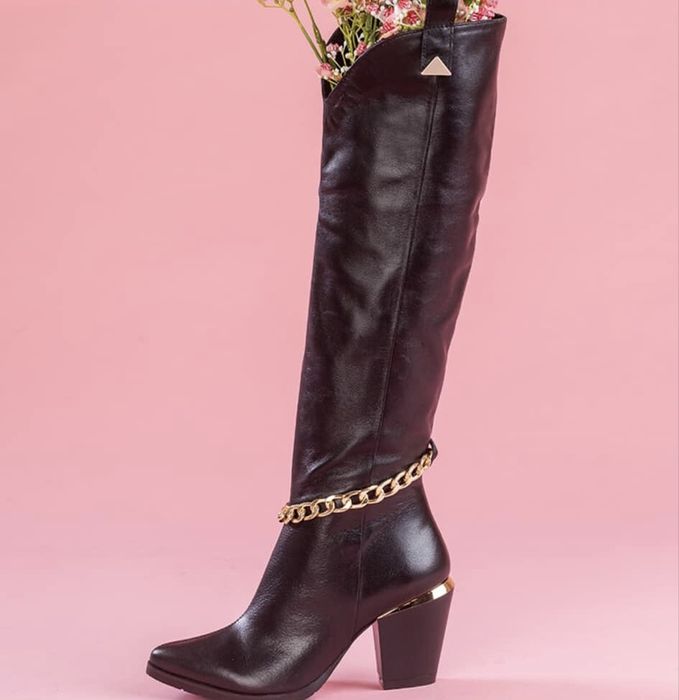 Alessa Charlotte Ботуши с подвижен синджир