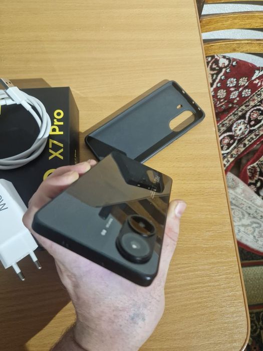 Poco x7 pro 256gb 7000 Mach