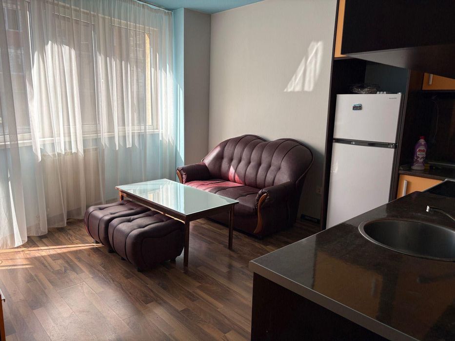 Дава се под наем Тристаен апартамент в София, Люлин 3 - 70 кв.м за 698.19 € - Снимка #1