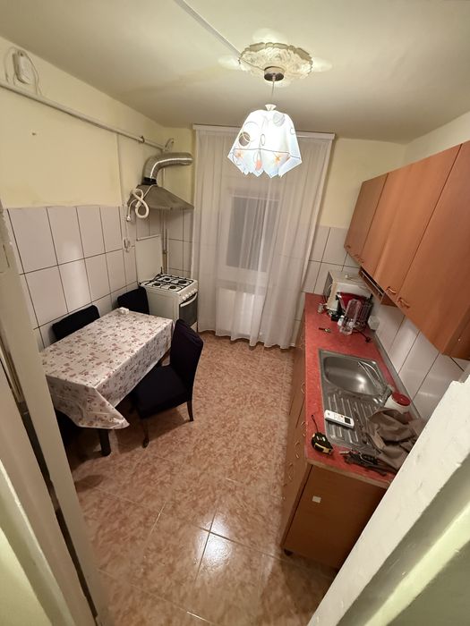Ofer spre inchiriere, apart 2, str.Progresul(vis a vis Uzina de apa)