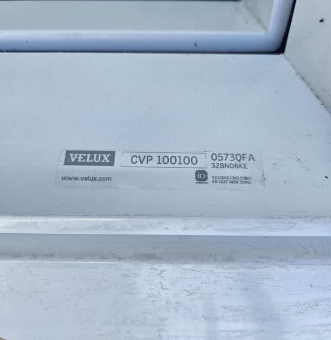 Velux cu telecomanda nou