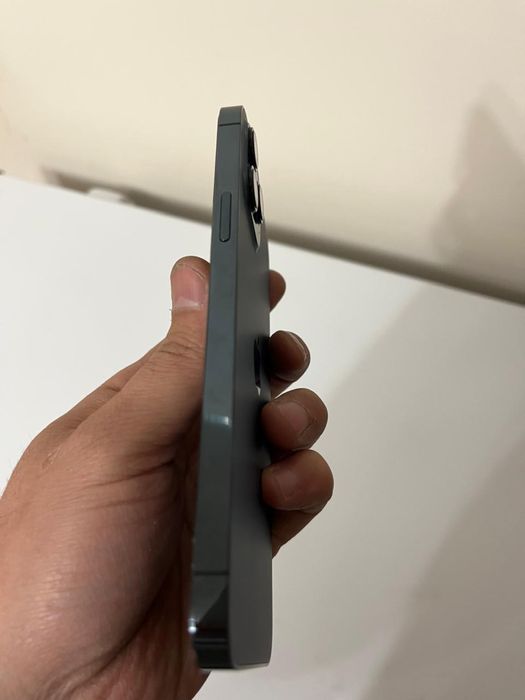 Продам Айфон 12 про макс