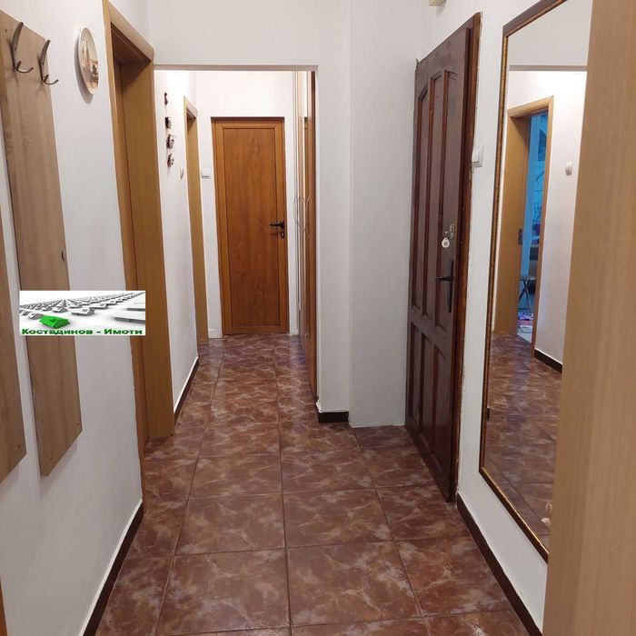 Дава се под наем Двустаен апартамент в Пловдив, Мараша - 73 кв.м за 445 € - Снимка #2