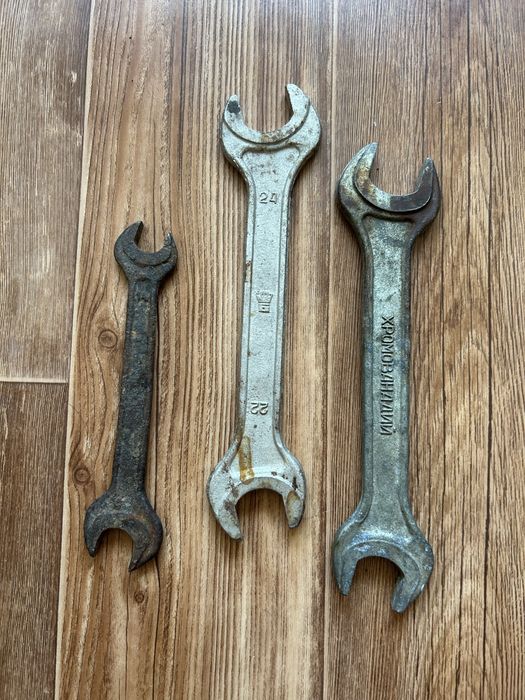 Продам советские гаечные ключи, балонные.