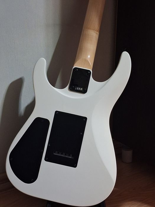 Электрогитара jackson js22