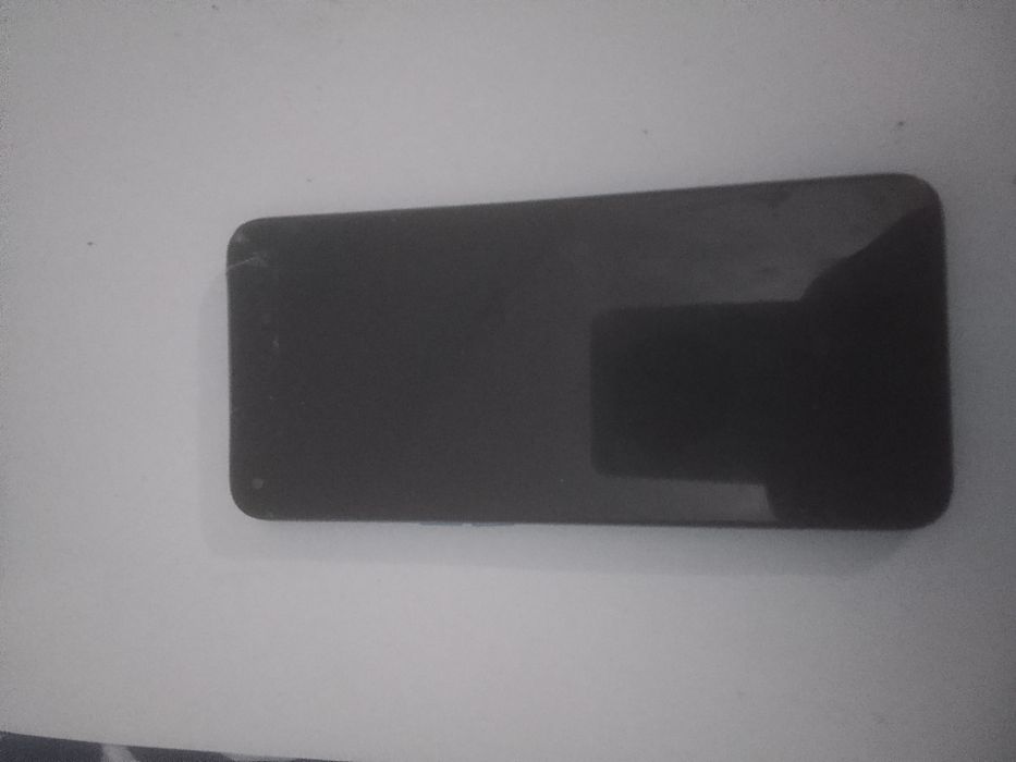 Продам телефон  срочно