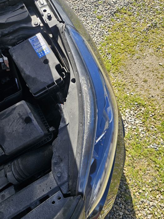 Ляв фар за Kia Ceed 2024г