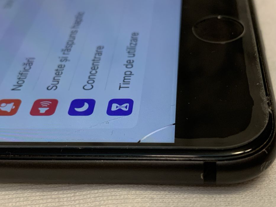 Iph.8.plus 256.gb. Iph.8 negru baterie 77%