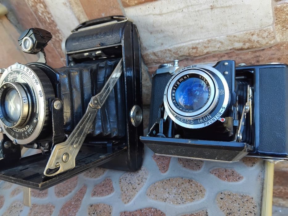 Ритро Фотоапарати  Kodak и Carll Zeiss