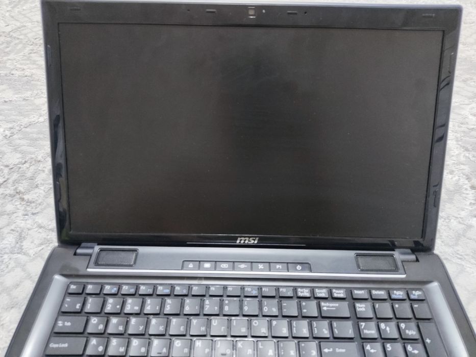 Ноутбук Msi cx70