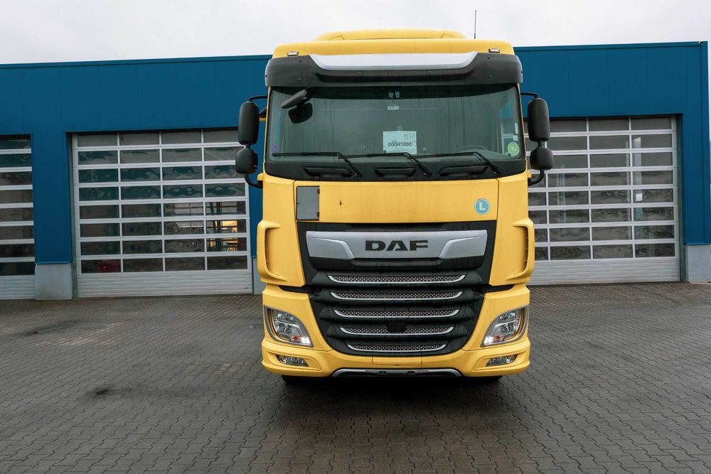 Cap tractor DAF XF 480