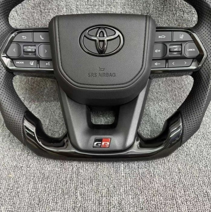 Уневерсальный руль для Toyota