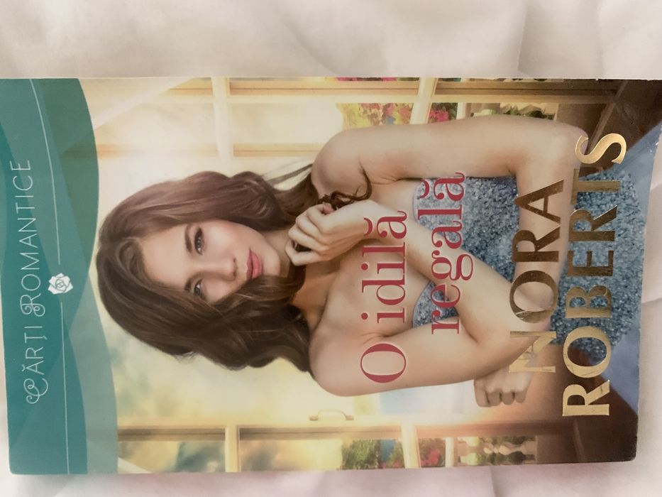 lucinda riley, nora roberts isabelle allende, Anchee min, cecelia Aher