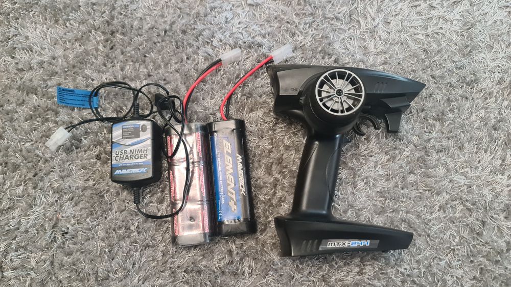 Masina cu telecomanda quantum maverick