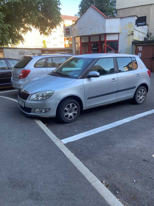Vând Skoda Fabia 2