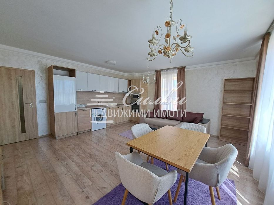 Продава се Тристаен апартамент в Шумен, Пазара - 110 кв.м за 1800 €/кв.м - Снимка #1