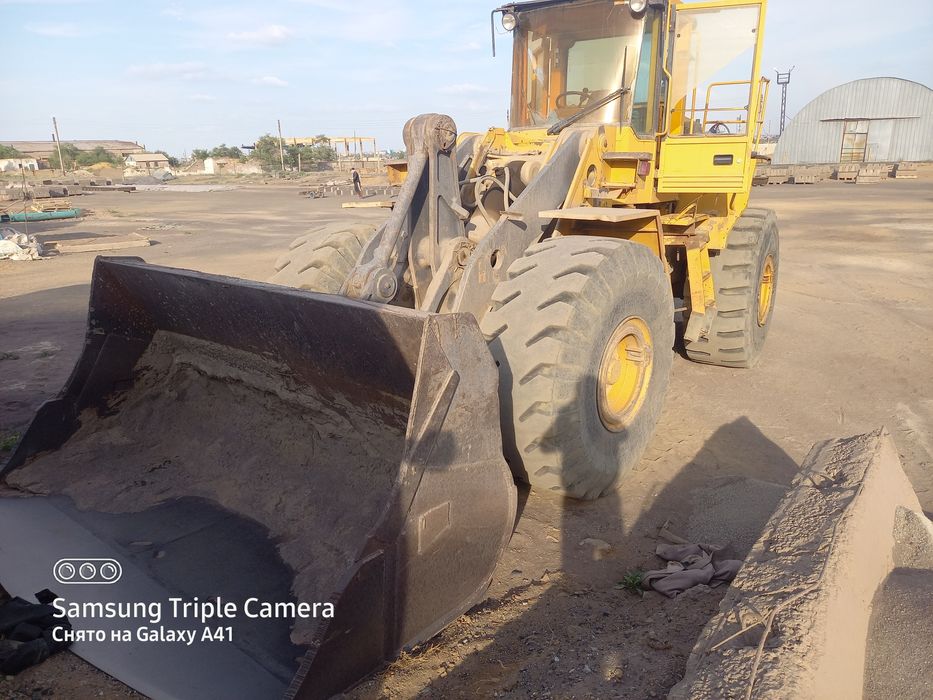 Погрузчик вольво 5 кубовый