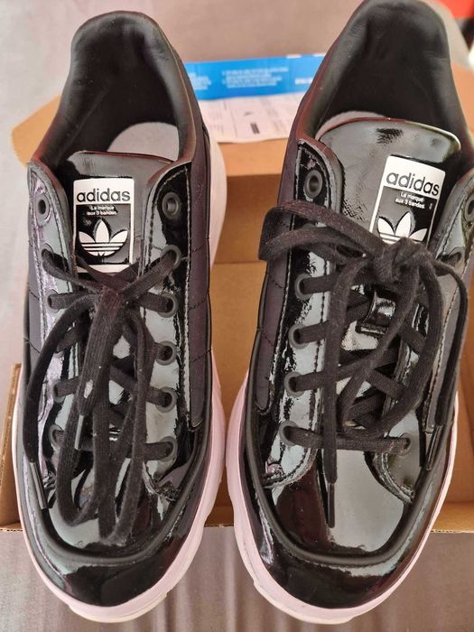 Adidas, marimea 39