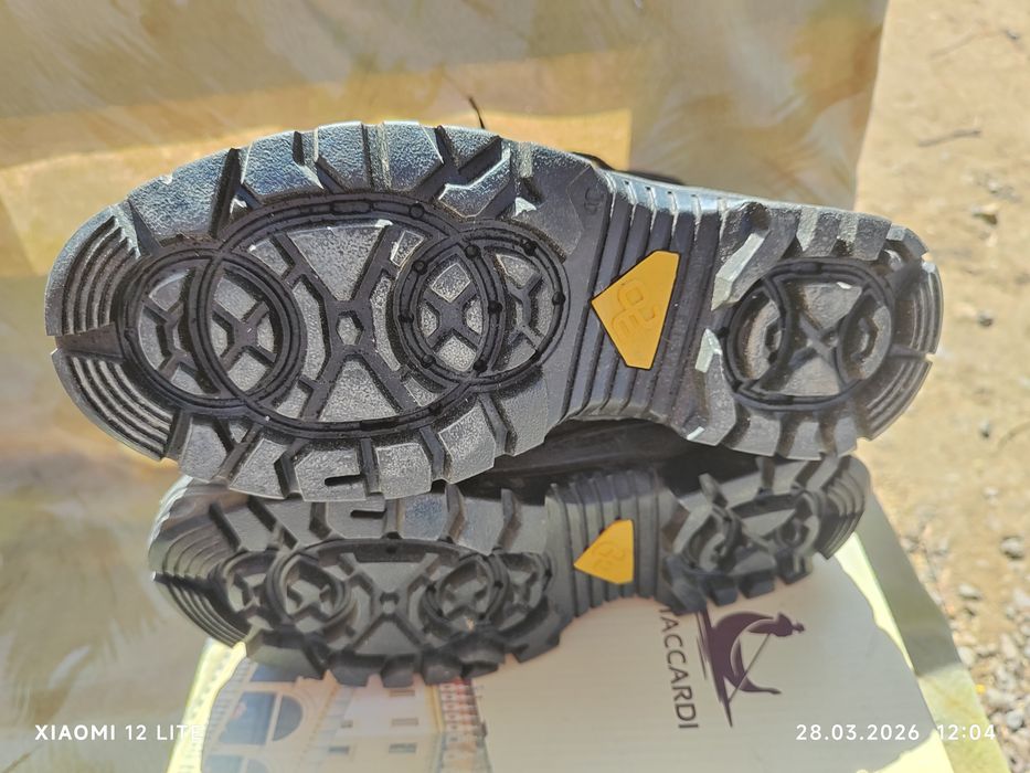 Продам берцы и газ пропан