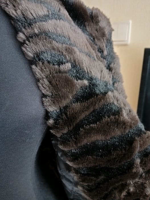 Стильная женская куртка