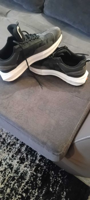 Маратонки кроиф обувани веднъж изпращам с преглед и тест